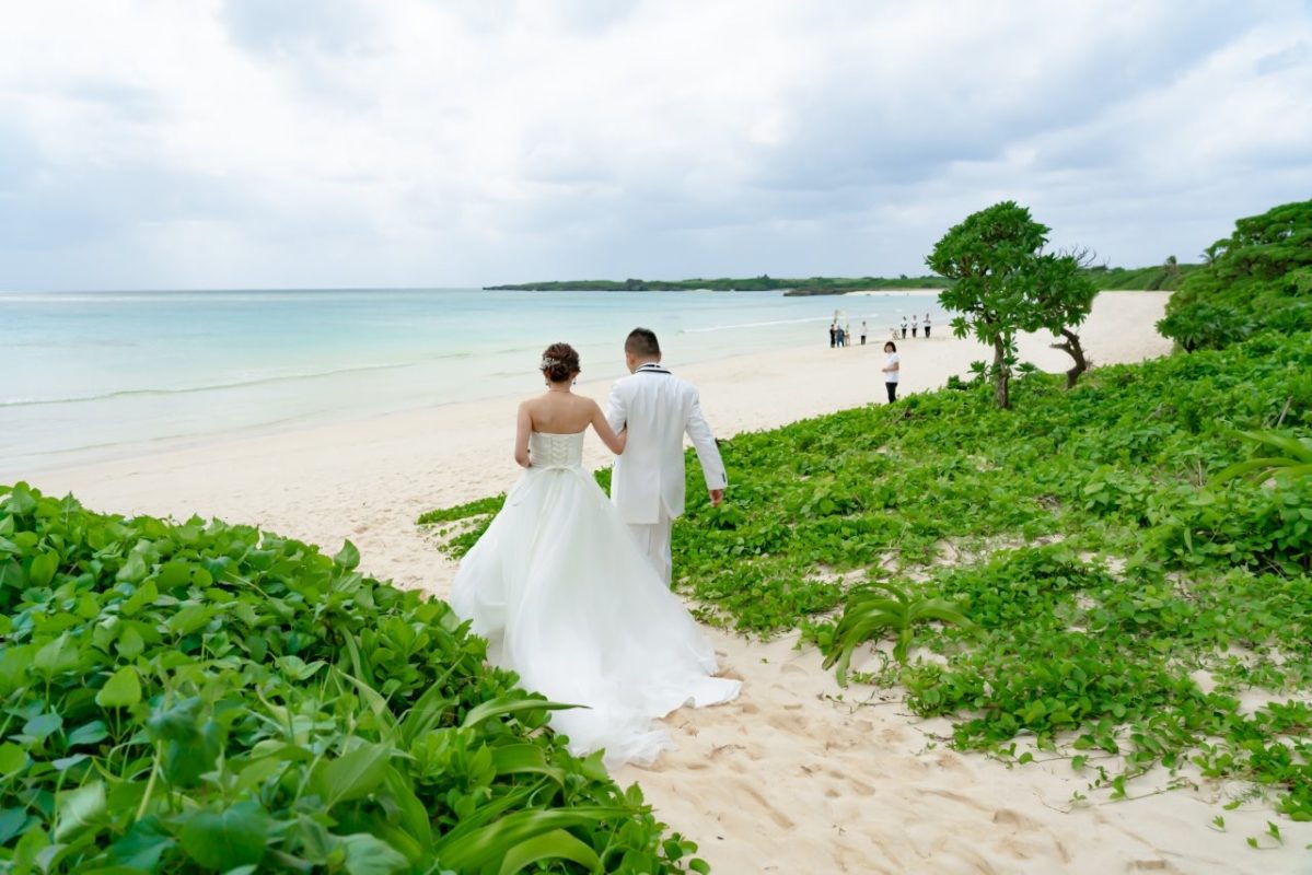 沖縄・宮古島でフォトウェディング・ふたりだけの結婚式なら幸の鳥ウェディング 幸の鳥（コウノトリ）ウェディング 宮古島